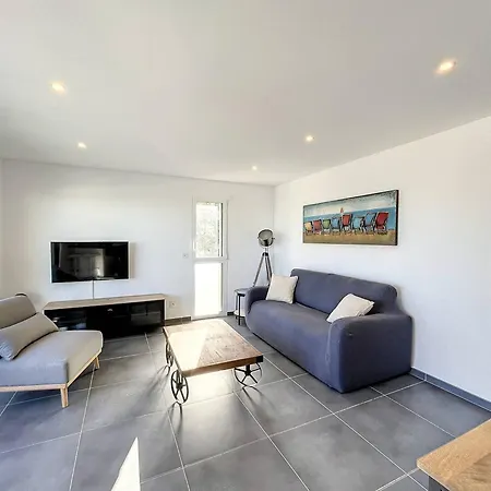 Apartment T2 Elegant Avec Grande Terrasse A Calvi - Fr-1-719-15 Calvi (Corsica)