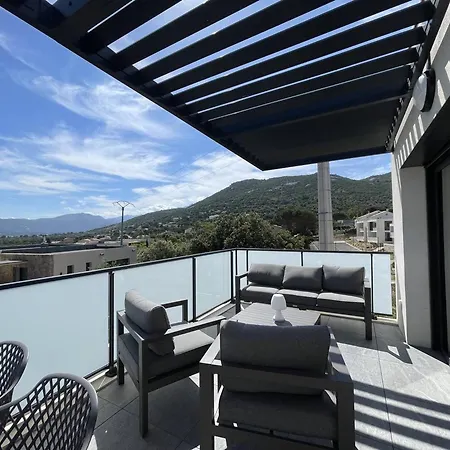 T2 Elegant Avec Grande Terrasse A Calvi - Fr-1-719-15 Apartment